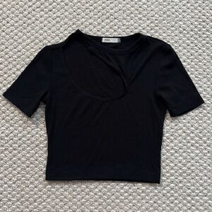 Sleek Black Crop Top for Effortless Style